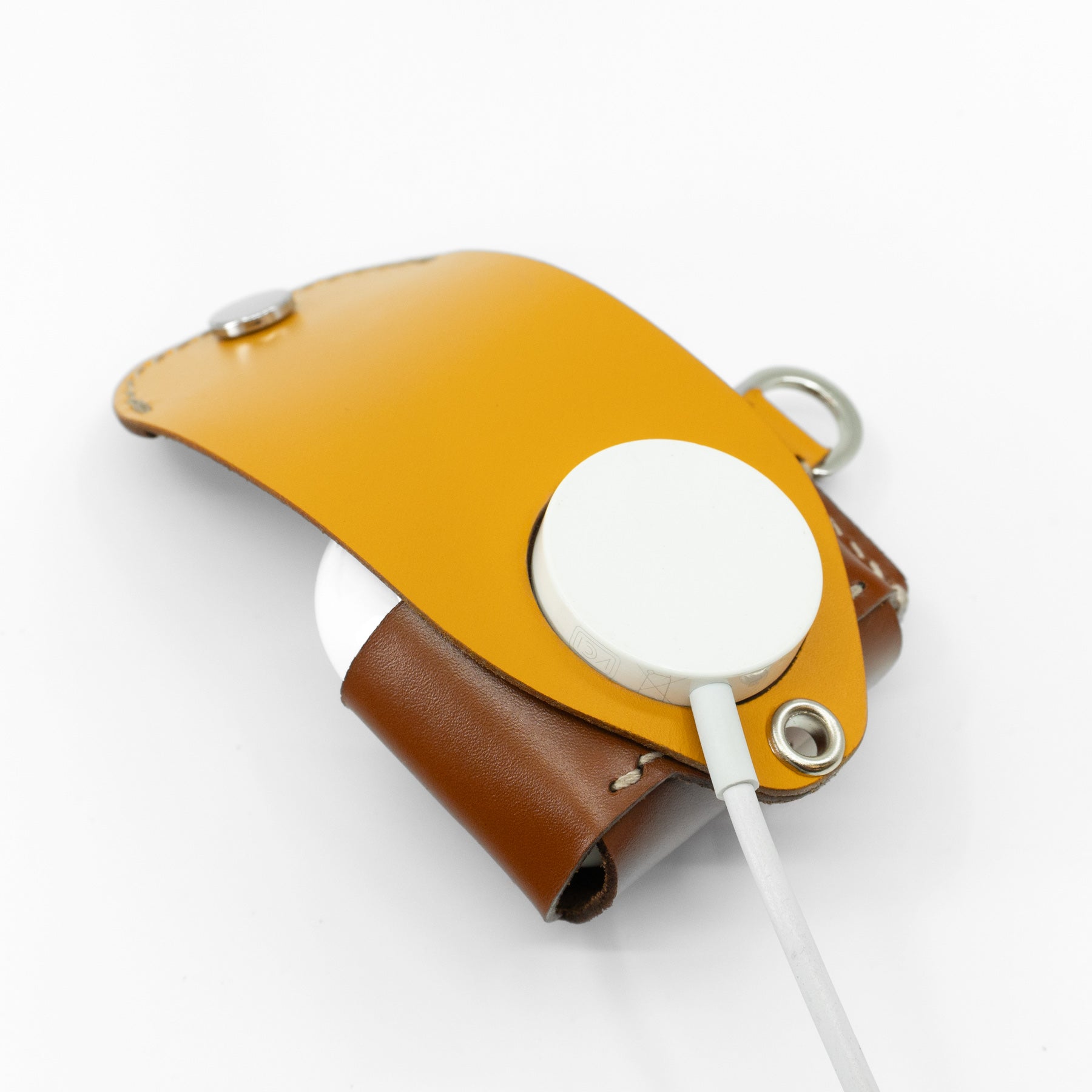 AirPods 4 Leather Case – Gaeta Leather with Optional Strap