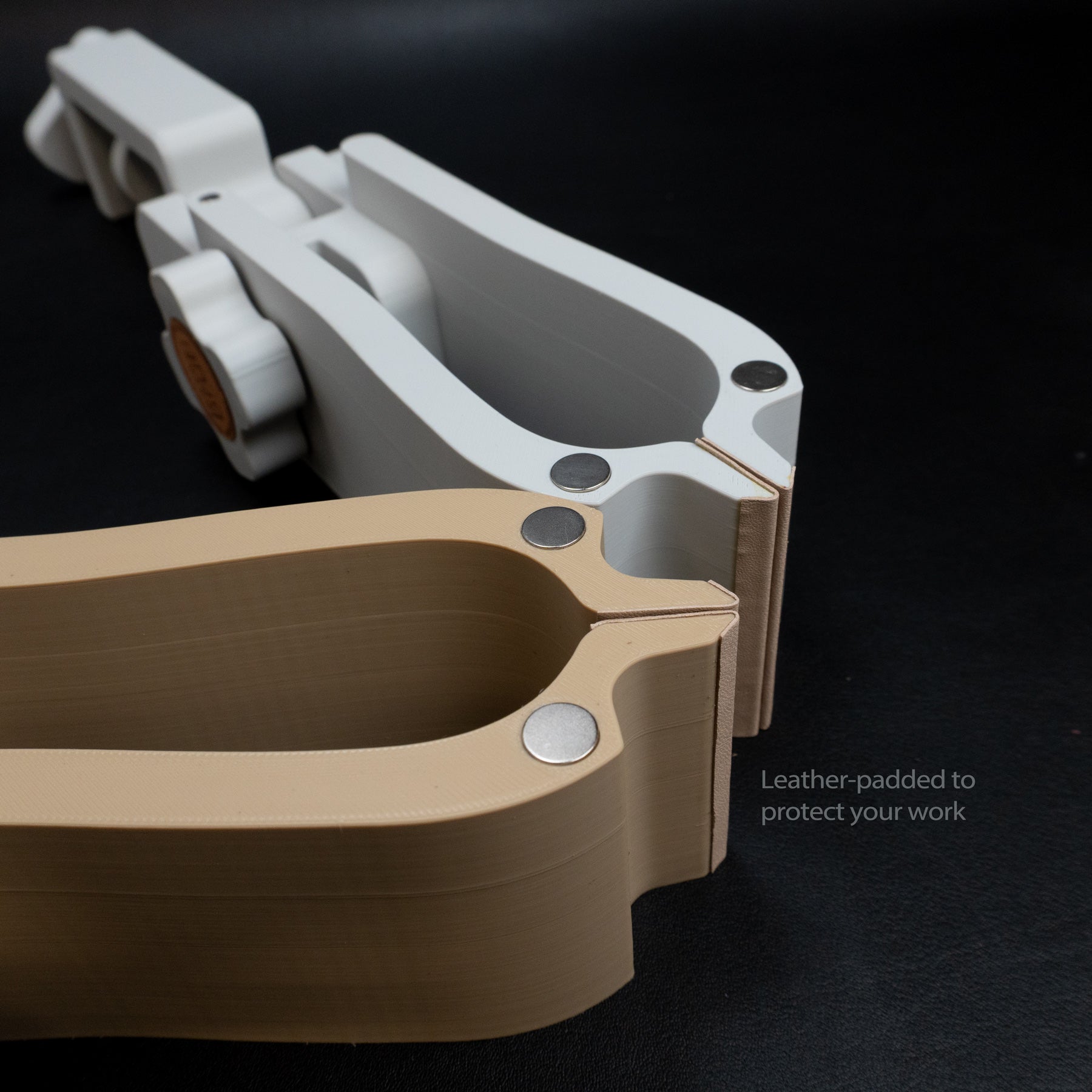 Leather Stitching Pony – 3D Printed Clamp Vise with Magnet & Leather Lining – Portable for Hand Sewing Projects