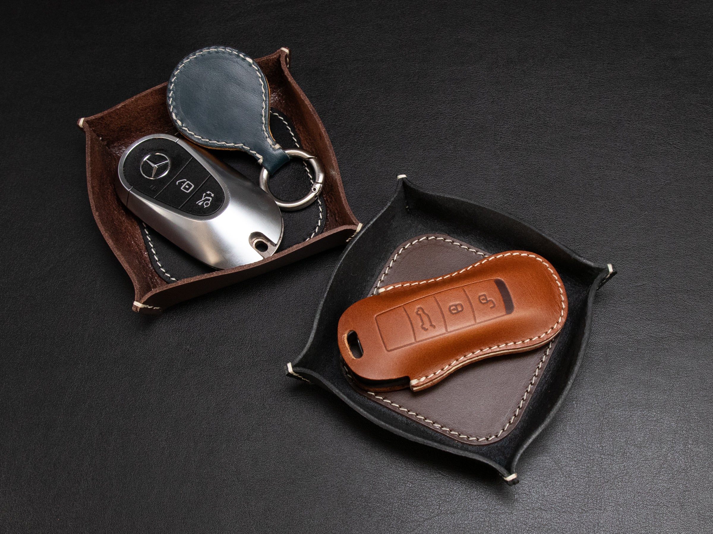 Leather Tray [TRs] Small size - Veg Tanned Leather - Personalized Stamp - Handcrafted in USA