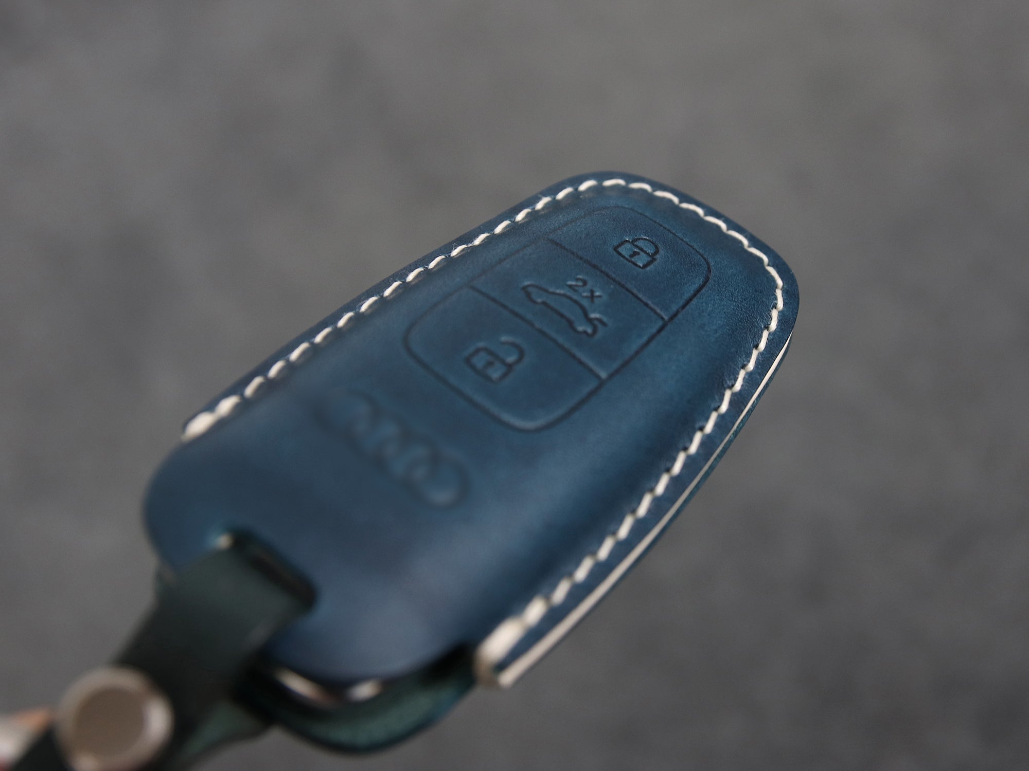 Audi Series [4] Leather Case for Audi Q7, A6, E-Tron, A6L, A8L, A6, A7, A8, Q8 - Italian Veg-Tanned Leather