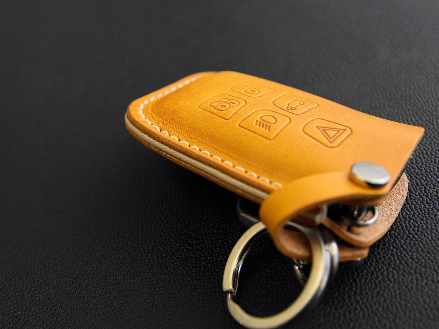 Land Rover [1] Series Key Fob Cover - Evoque Velar Sport Discovery Freelander2 LR4 Land Rover Sport and Jaguar XF XJ XE F-Pace F-Type