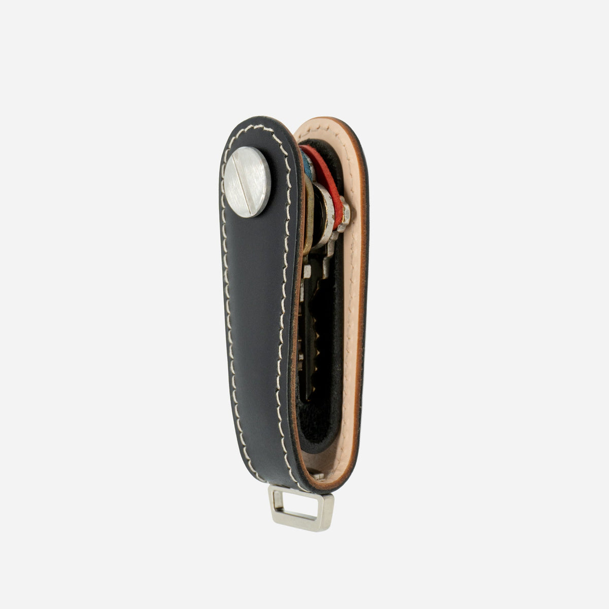 Black Gaeta leather key organizer holding keys, side view