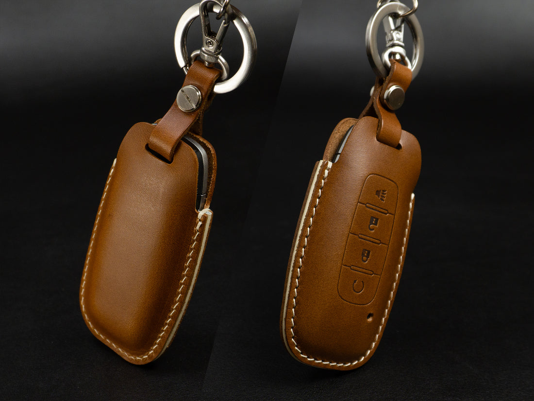 Nissan [2] Key Fob Case - Premium Italian Veg-Tanned Leather - Handcrafted in USA