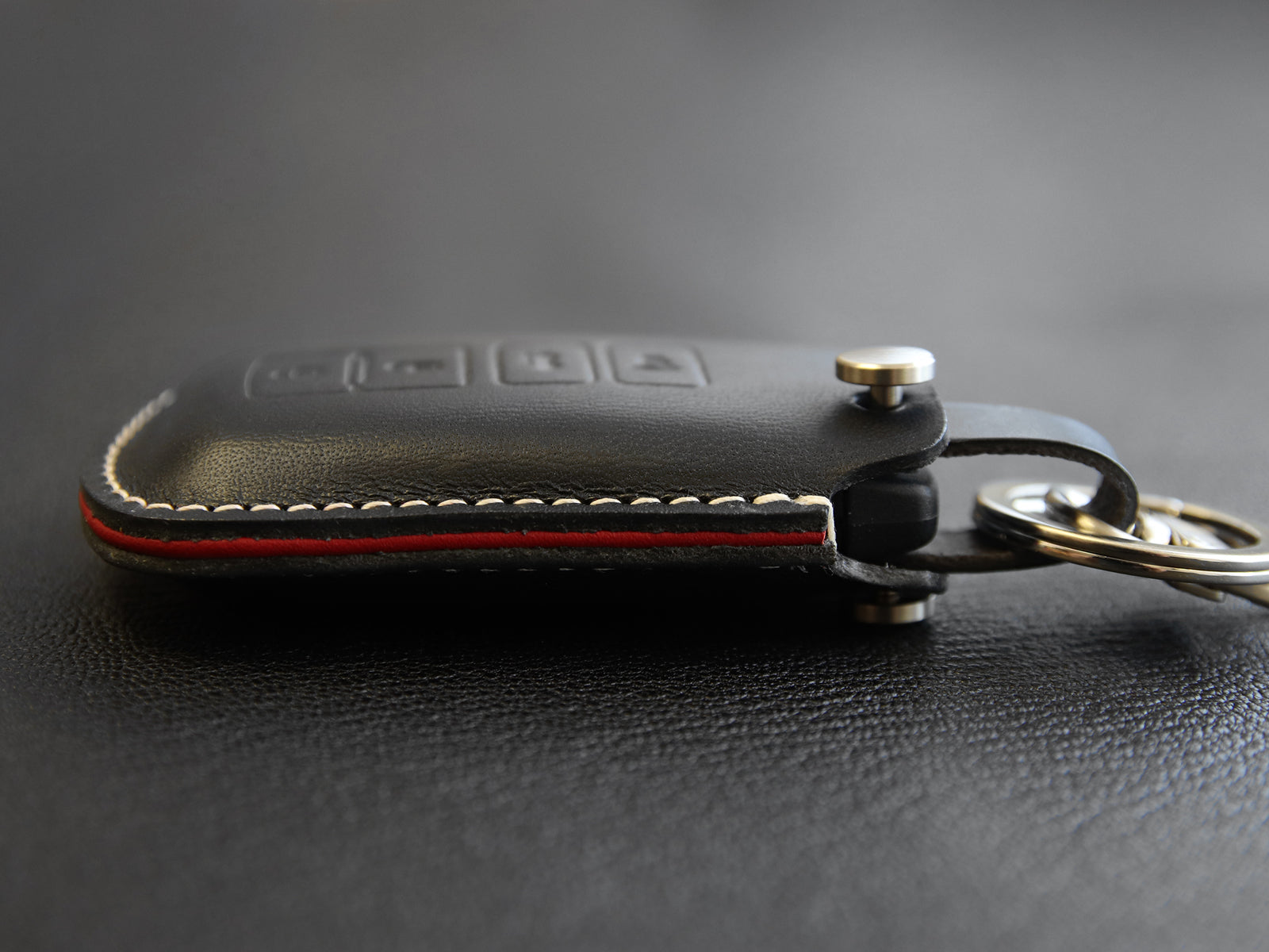Toyota Series [2] Leather Key Case for - Camry / Highlander / RAV4 / Avalon, 4 Buttons Cover -Italian Leather