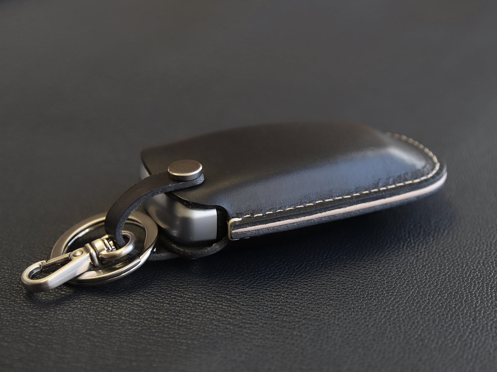Ford Series [2] Key Case Leather Key Fob Cover Bronco Fusion Edge Mustang Leather Car Accessory Personalized Stamp Handcrafted in USA