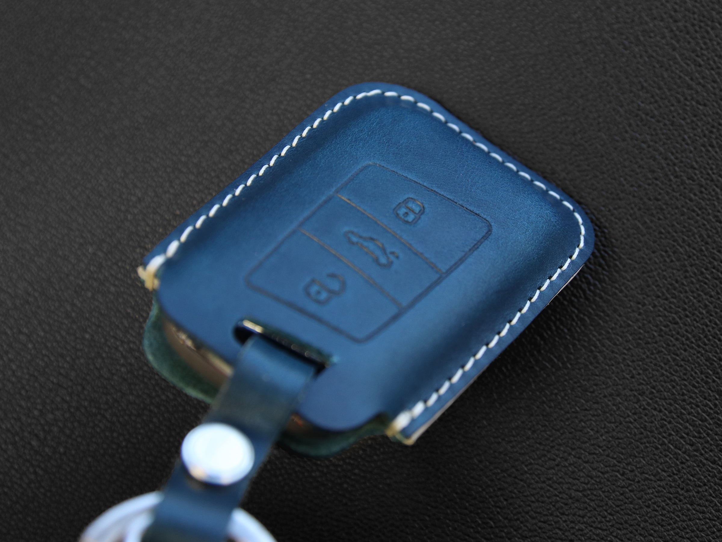 Volkswagen [2A-3B] Key fob Cover -Tiguan, Passat, Jetta / Skoda Superb, A7 - Italian Veg-Tanned Leather