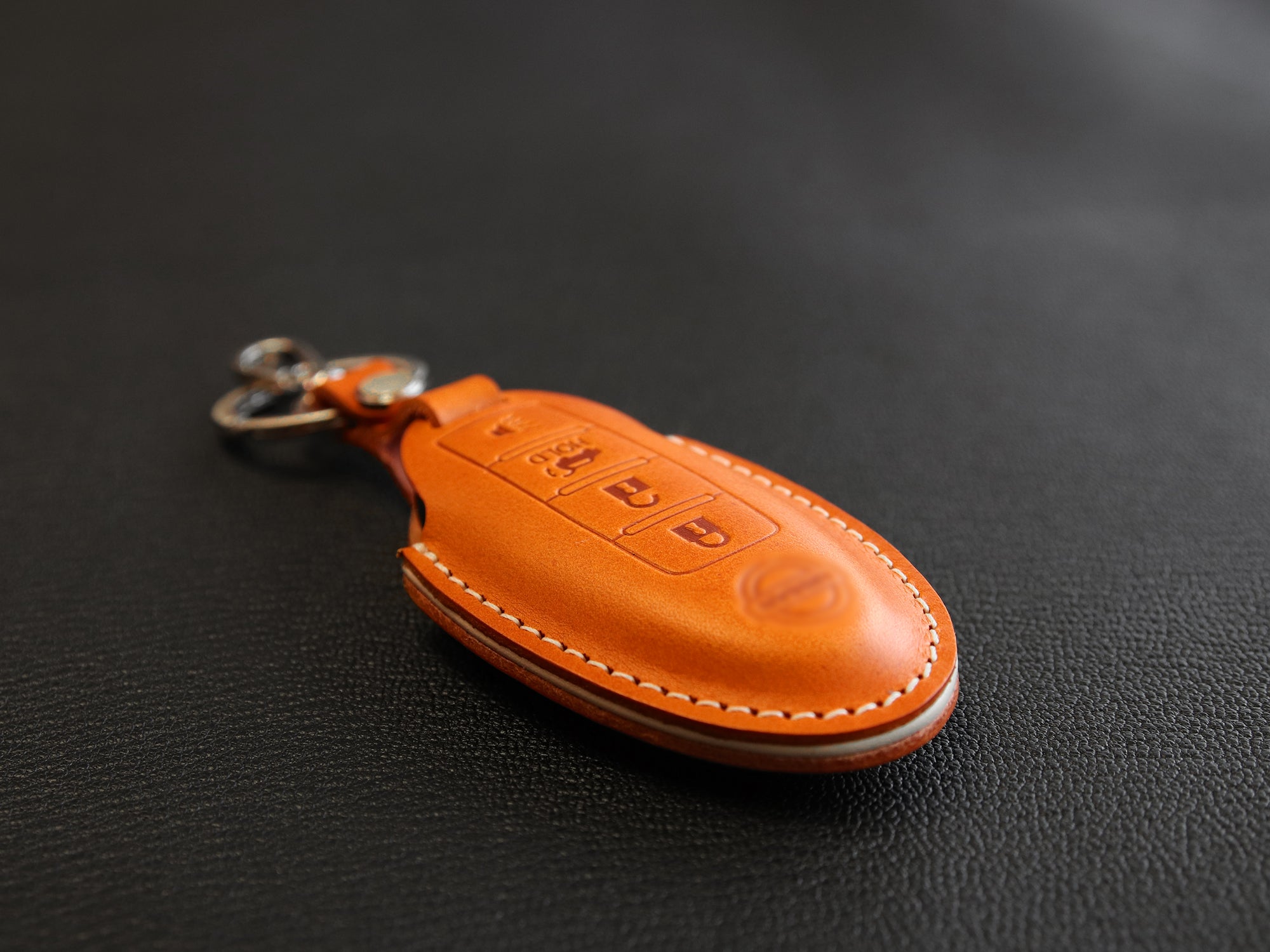 Nissan Series [1-4] Key Case -Altima Maxima Murano Pathfinder Rogue Armada Frontier - Italian Veg-tanned Leather -4 Buttons