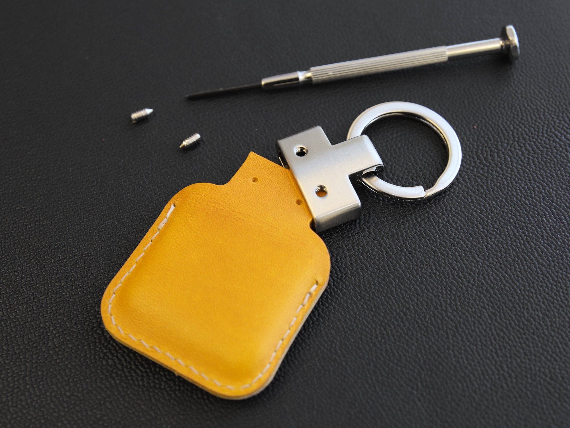 Tile Mate Key Chain Case Leather Cover [2018, 2020]