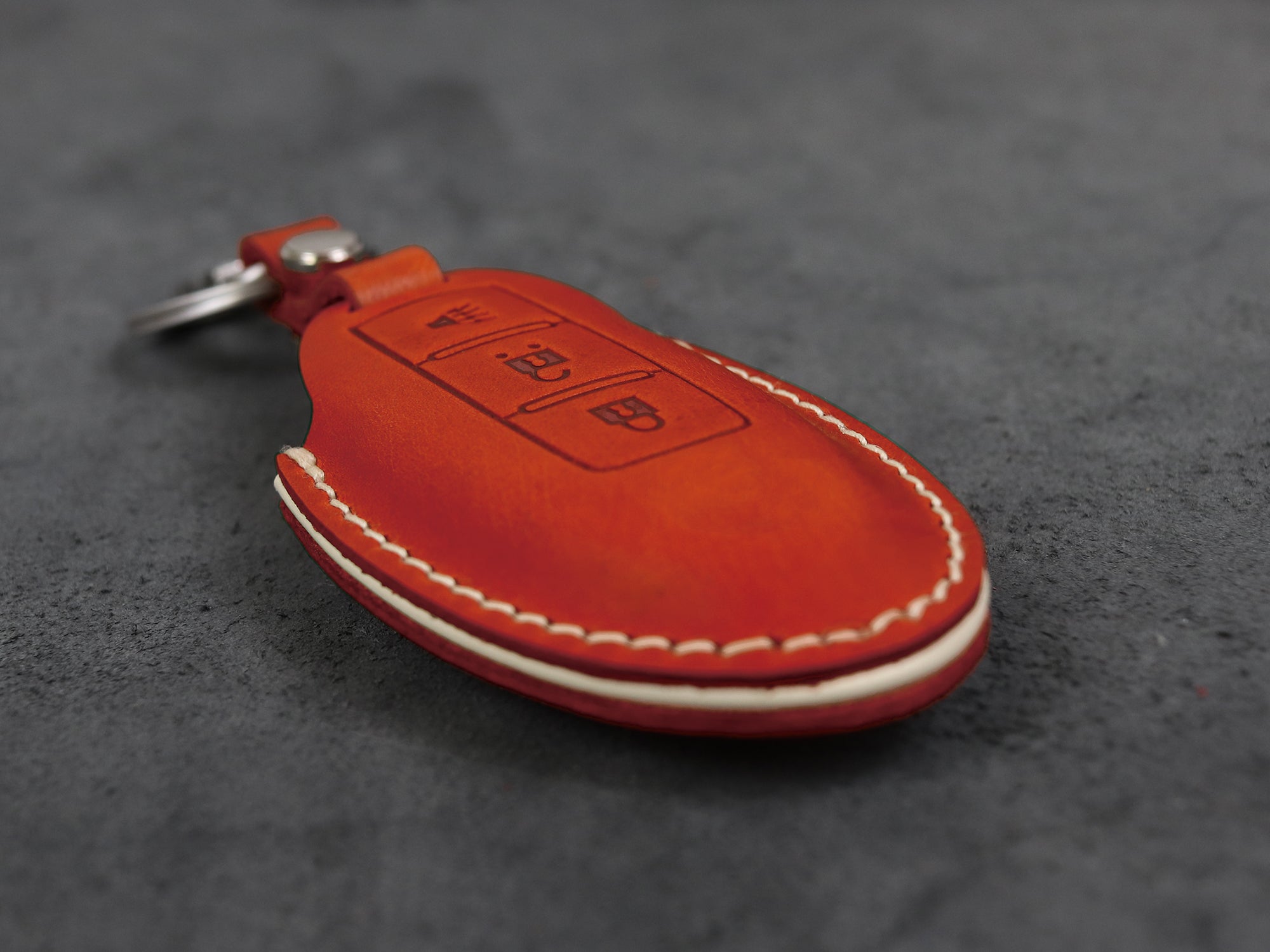 Nissan [1-3] Key Case - Pathfinder, Versa, Juke, 370Z, Murano, Rogue, X-Trail - Italian Veg-tanned Leather -3 Buttons
