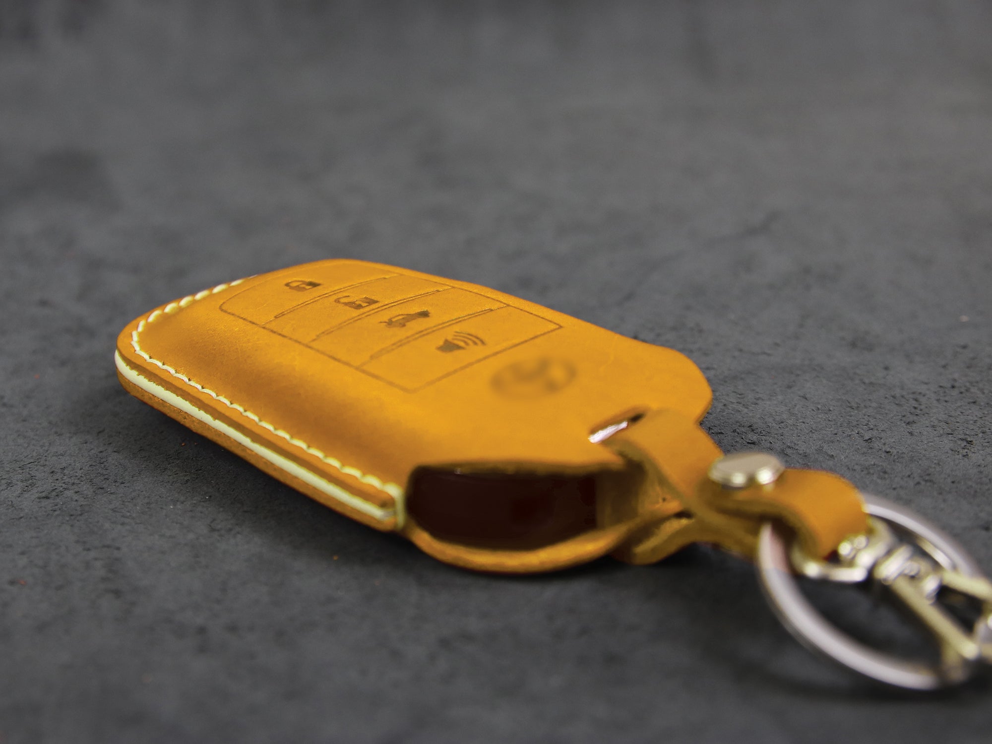 Toyota [3] Leather Key Case - Highlander, Avalon, Crown, Land Cruiser, Tundra, Camry, Corolla, RAV4 4 Buttons Cover -Italian Leather