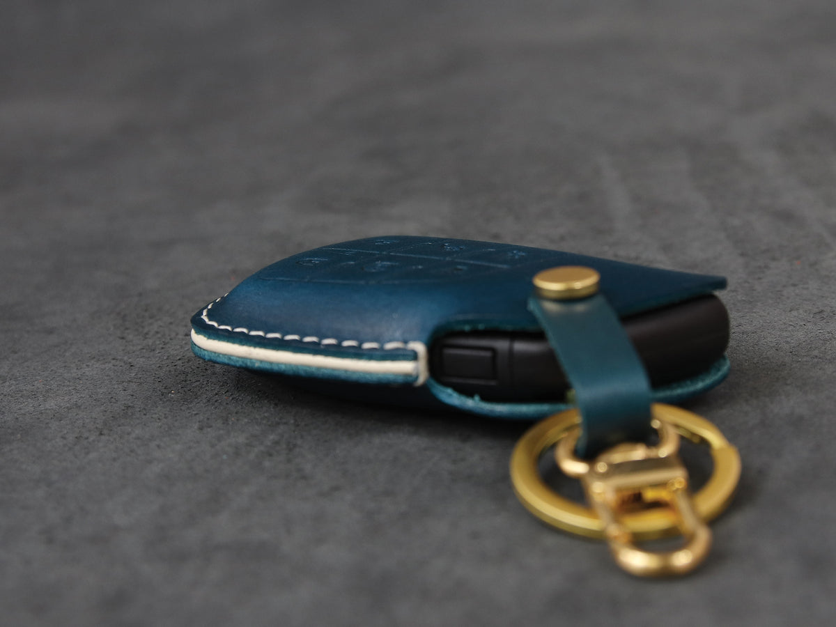 Chevrolet / GMC [4-6]  Key Fob Cover Fits Tahoe, Suburban / Yukon  - Italian Veg-Tanned Leather -6 Buttons