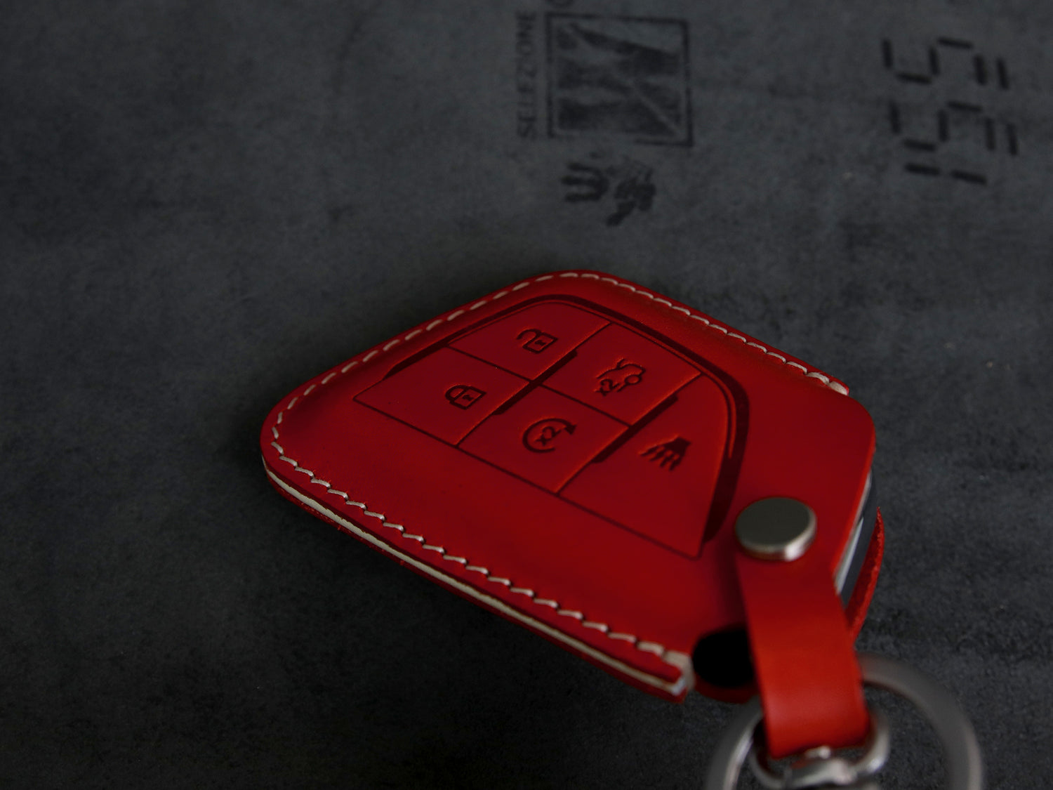 Cadillac [2-5] Key Fob Leather Case - Italian Veg-Tanned Leather -5 Buttons