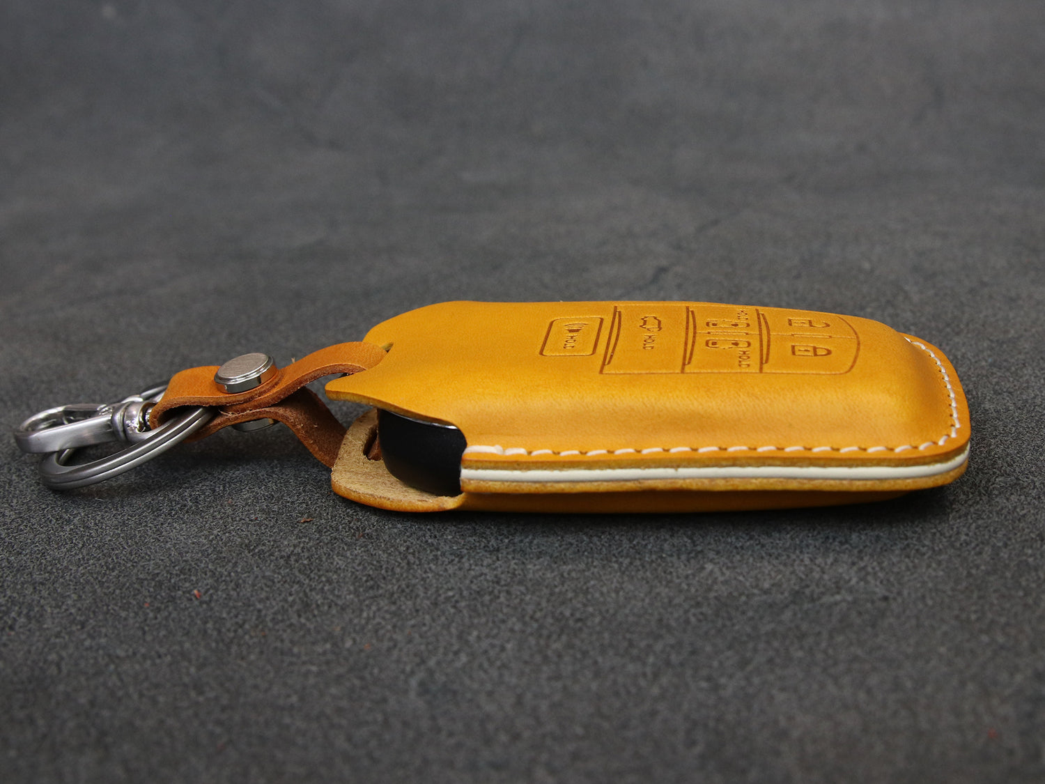 TOYOTA [3-6] SIENNA Leather Key Case -6 Buttons -Italian Premium Veg-Tanned Leather