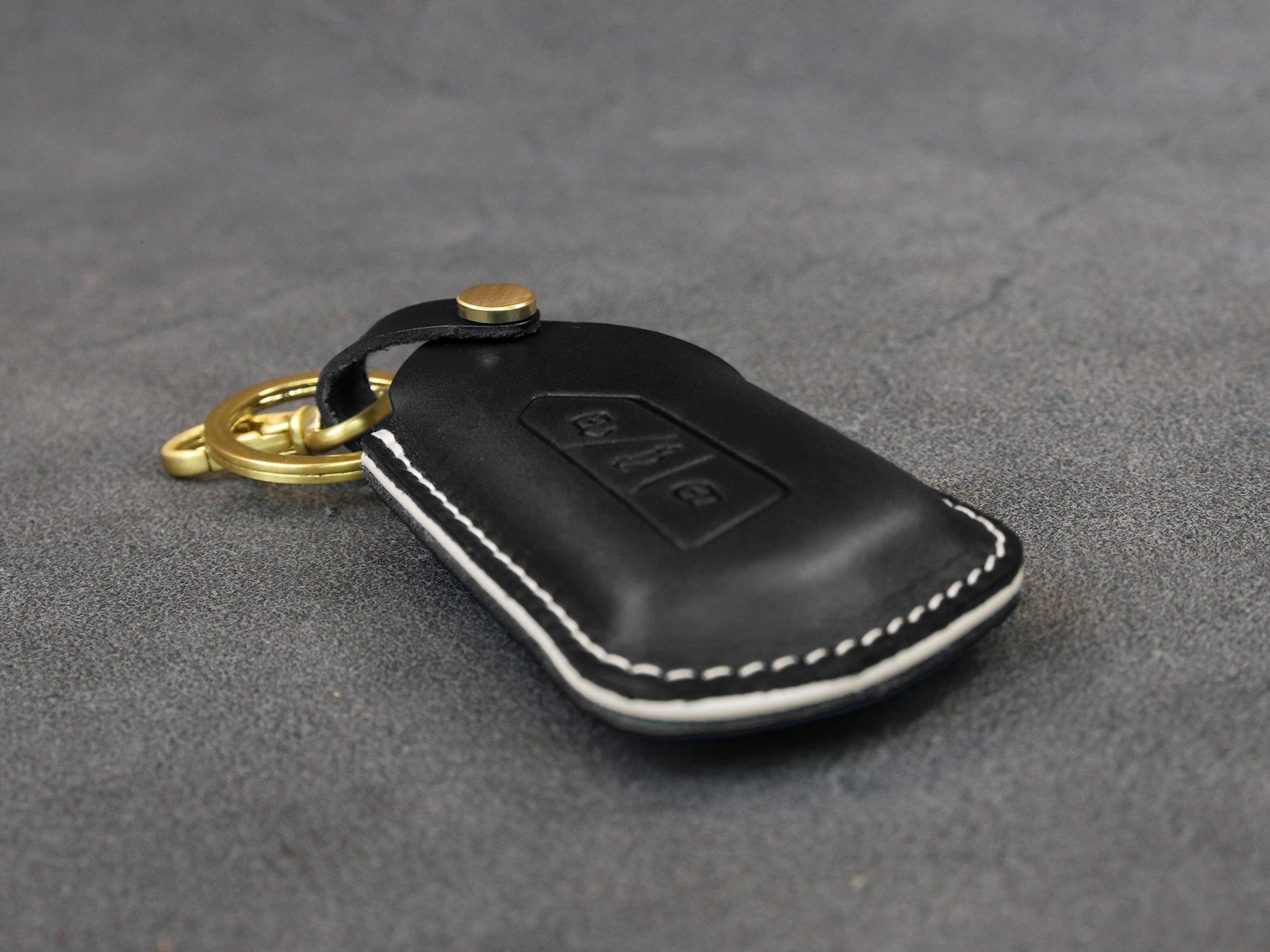 Volkswagen [3-3] Leather Key Case - Golf GTI MK8 ID.4 - 3 Buttons - Italian Veg-Tanned Leather