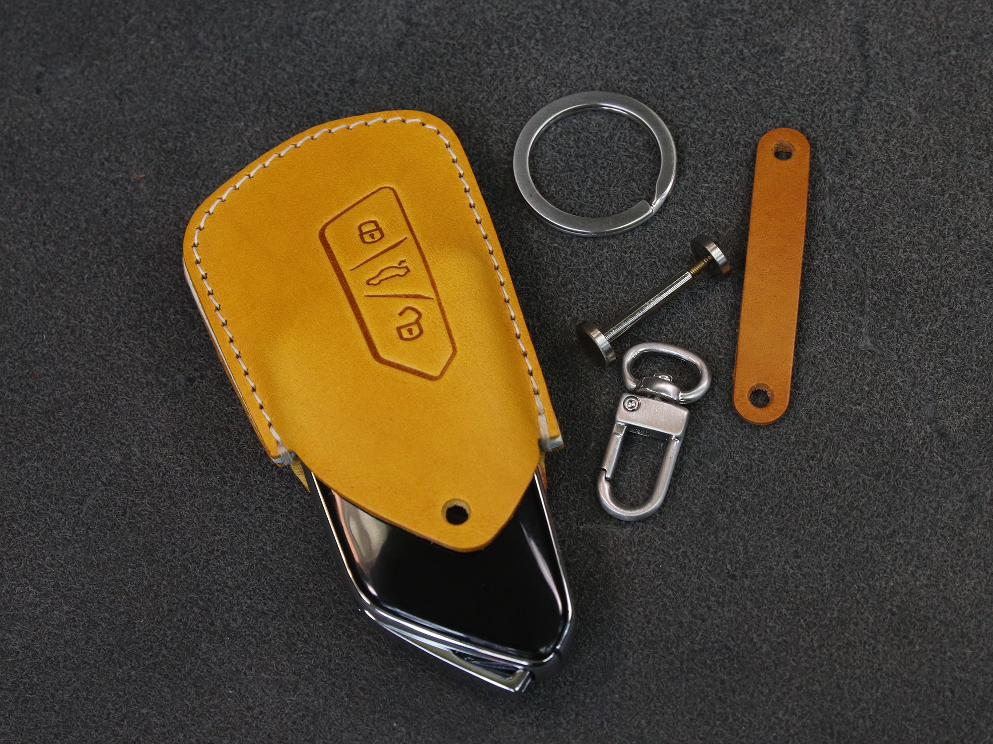 Volkswagen [3-3] Leather Key Case - Golf GTI MK8 ID.4 - 3 Buttons - Italian Veg-Tanned Leather