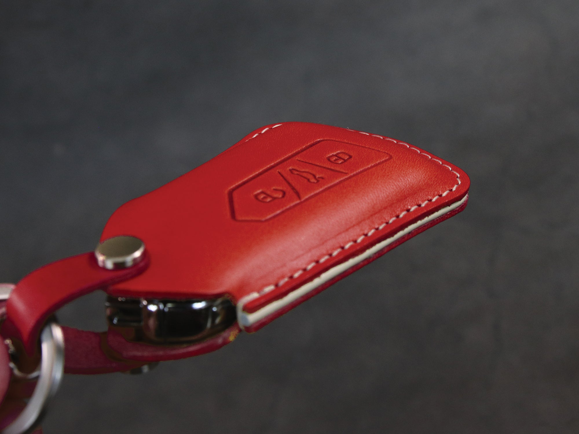 Volkswagen [3-3] Leather Key Case - Golf GTI MK8 ID.4 - 3 Buttons - Italian Veg-Tanned Leather