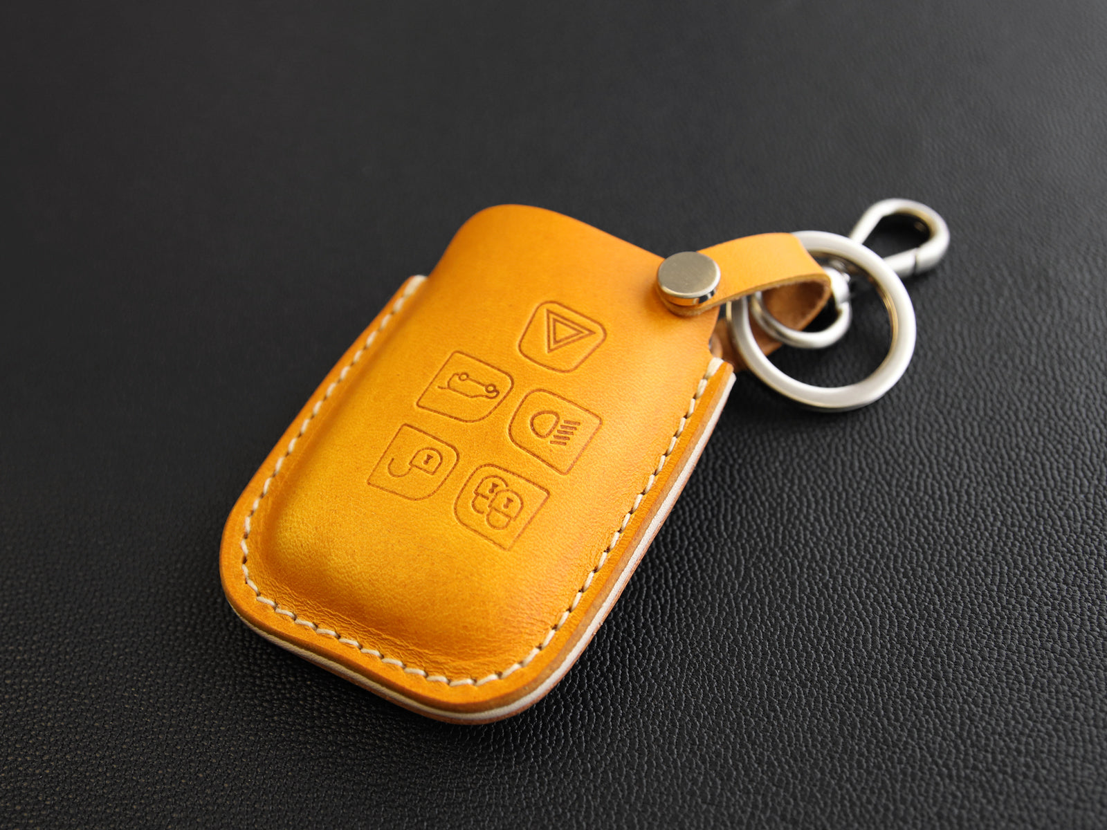 Land Rover leather and enamel car key ring / fob