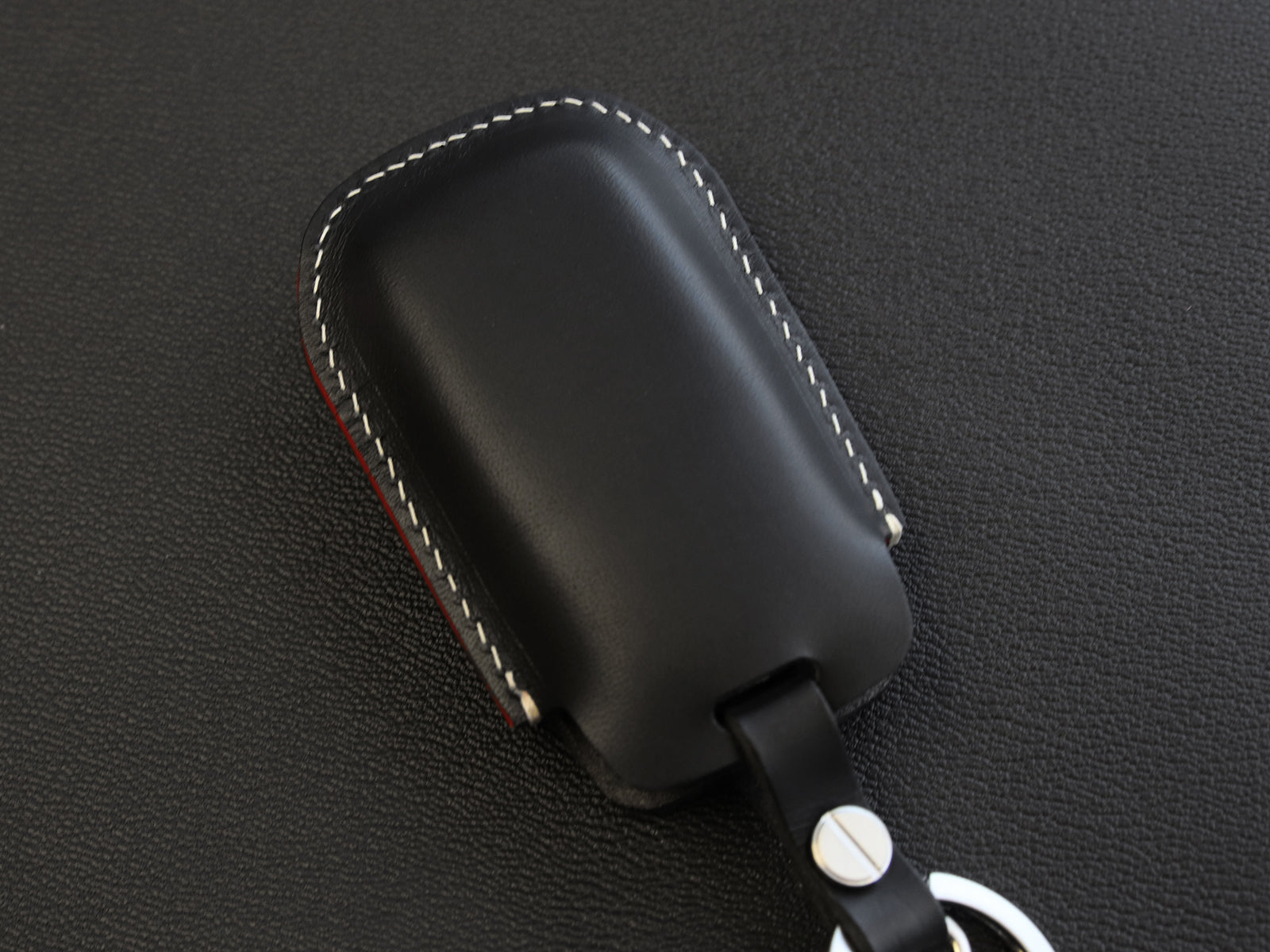 RAM [1-5] Key Fob Leather Cover - 1500 - Italian Veg-Tanned Leather - 5 Buttons - Tailgate, Remote Start