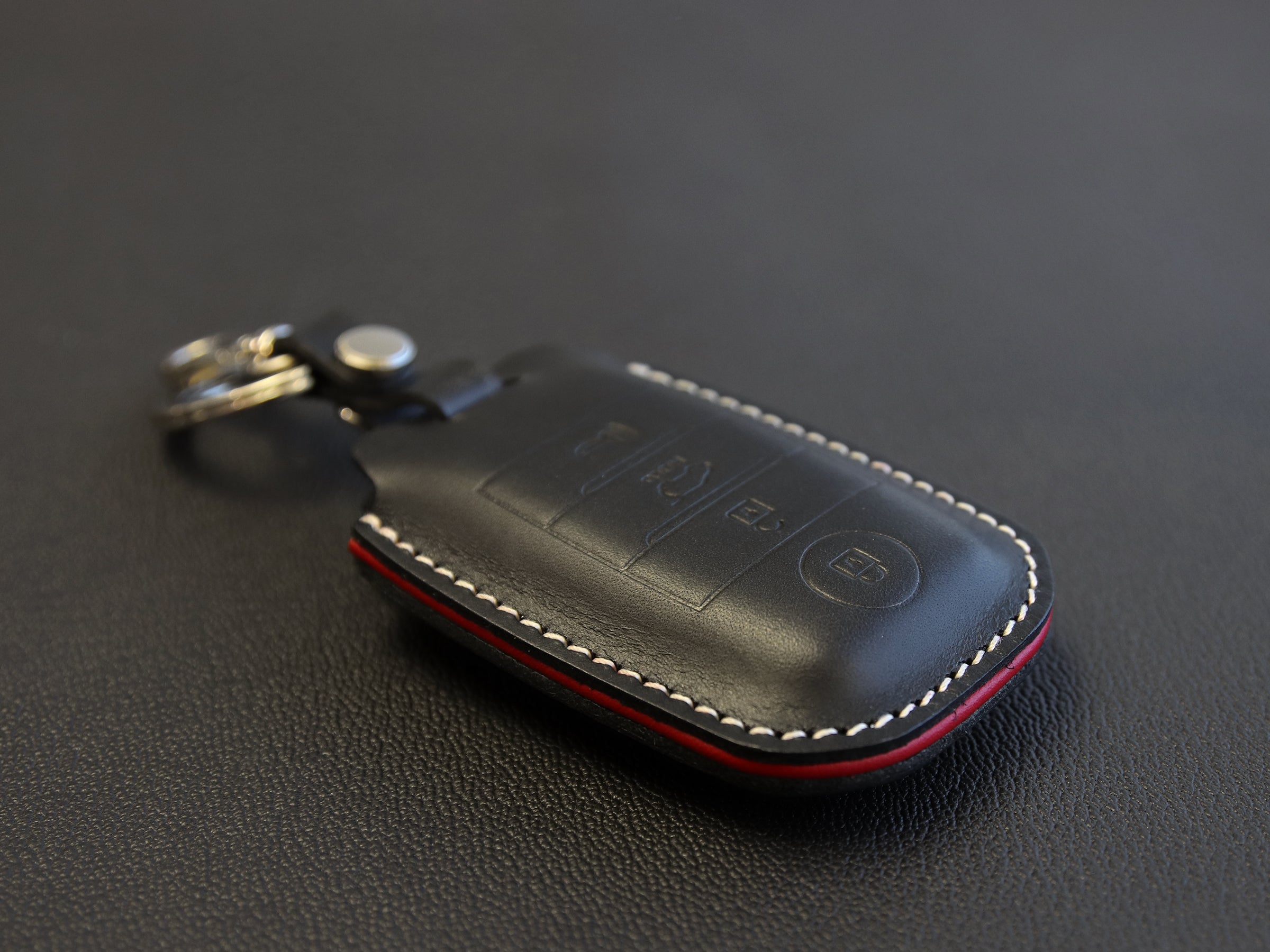 Kia [1-4] Key Cover - K3, K5, Cerato, Forte, Sorento, Rio, Rio5 - Italian Veg-Tanned Leather - 4 Buttons