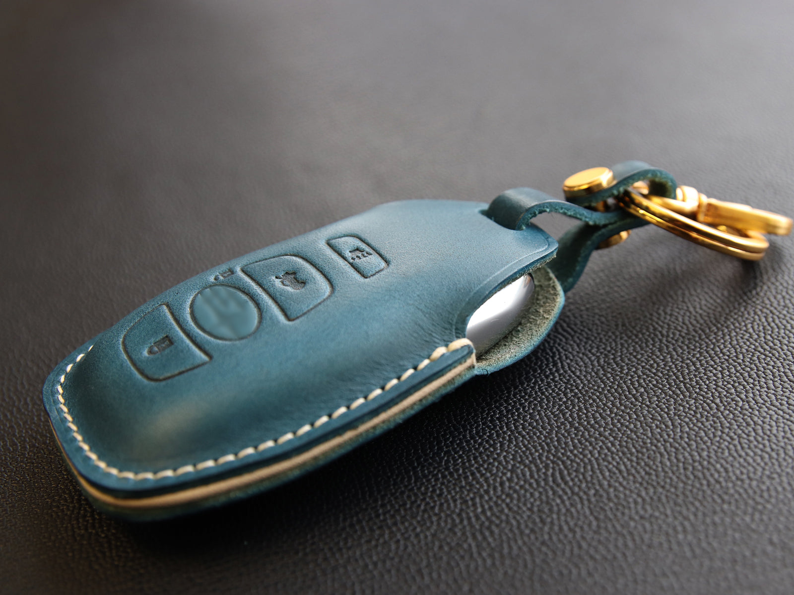 Subaru leather key case - Leather Brut